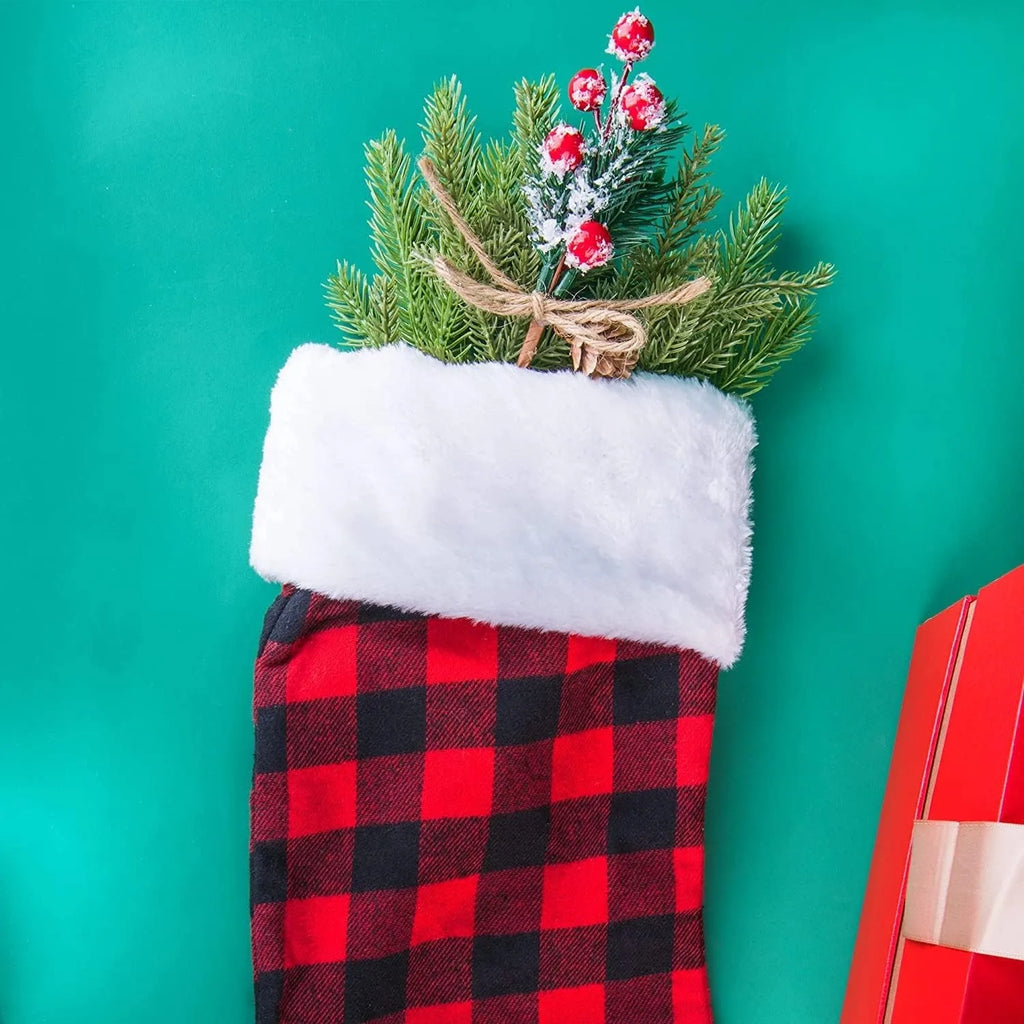 10Pcs Artificial Plants Pine Needles Branches Fake Green Plants Greenery Picks for DIY Christmas Garland Home Garden Decoration